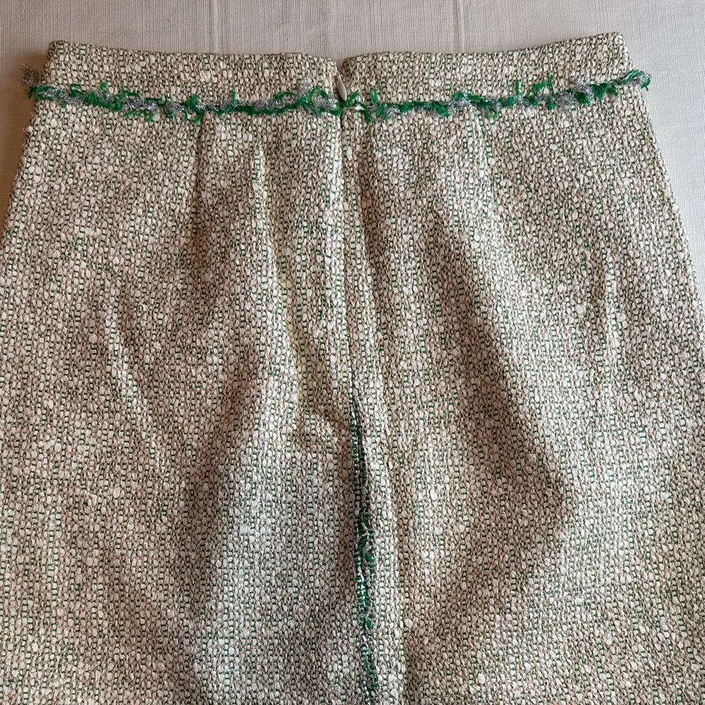 J. Crew Women's Cream Green Trim Tweed Mini Skirt Lined Back Zip Size 00 - Picture 10 of 15